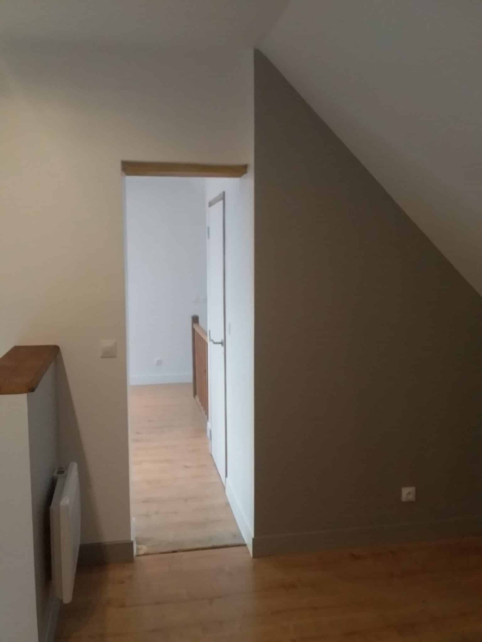Installation de huisserie et plinthes à Louviers